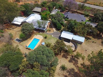 Farm and Guest Lodge For Sale in Elandsfontein, Pretoria